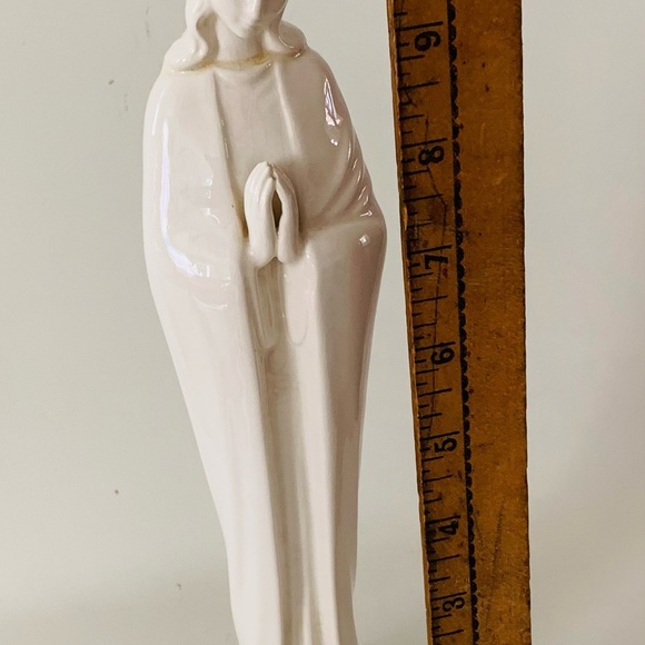 Antique Praying Figurine Virgin Mary
Madonna Hummel Goebel Germany - Picture 5 of 8